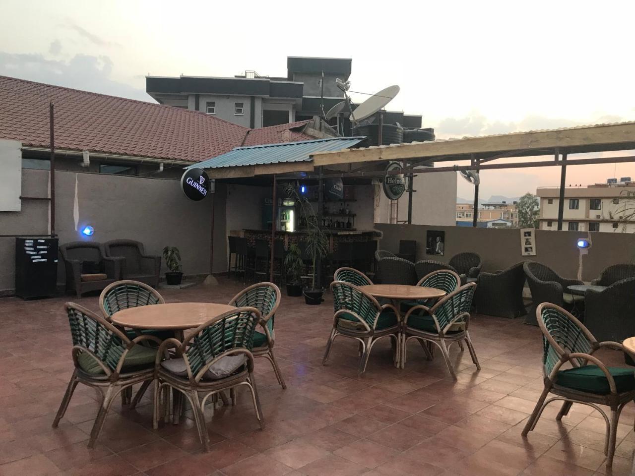 Airport Plaza Hotel Juba 外观 照片