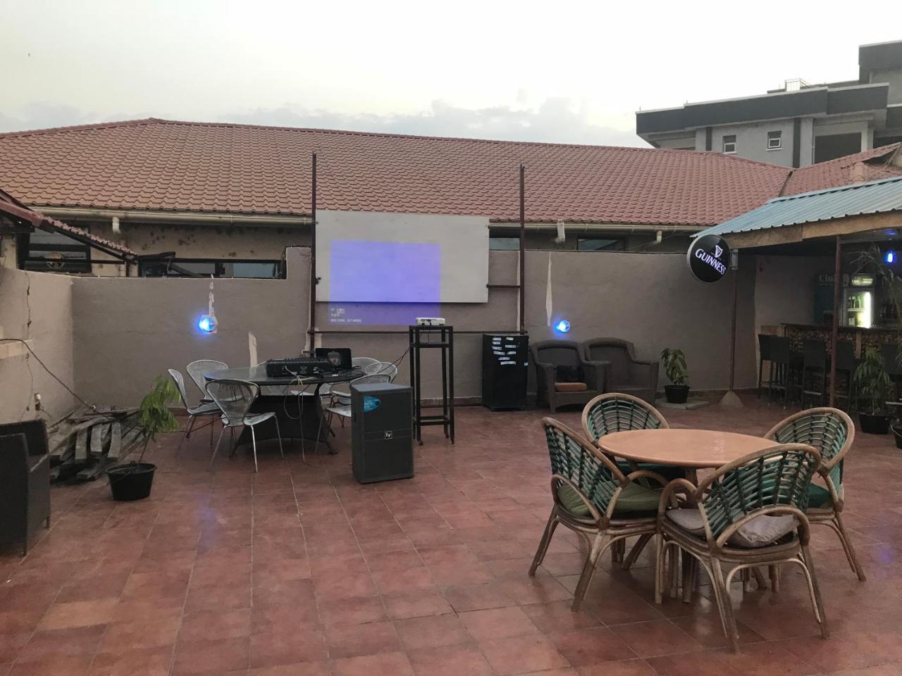 Airport Plaza Hotel Juba 外观 照片